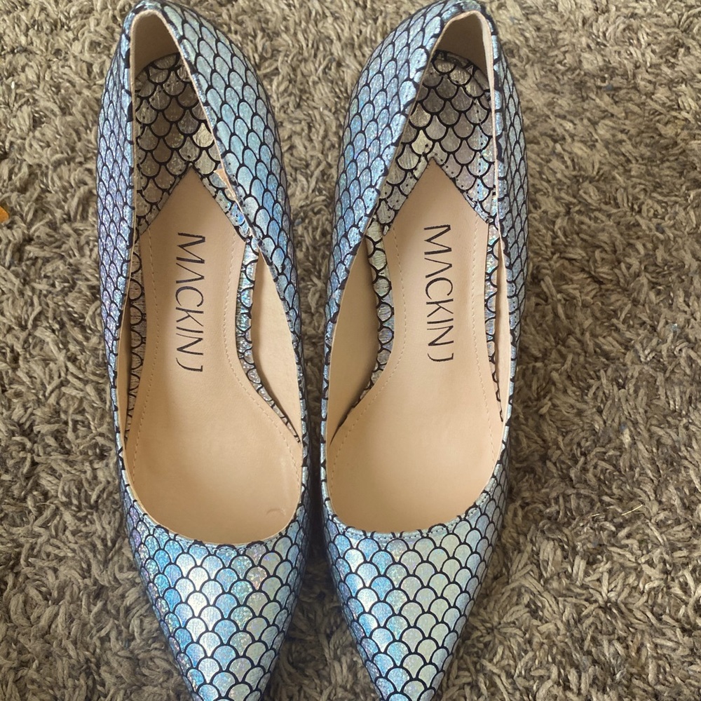 Mackin J size 10 shoe